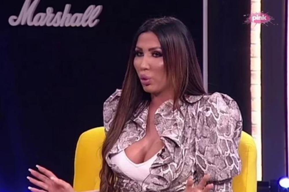 TIJANA AJFON IZBACILA FOTKU U KOJU SVI BULJE I NE VERUJU! Ček jesi li ovo TI? Sestro, preterala si i to PREVIŠE!