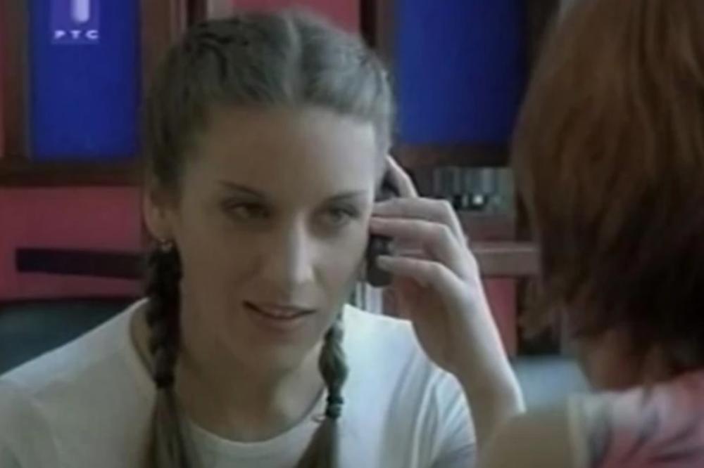 PROSLAVILA JE DOMAĆA SERIJA, IMA 2 DIPLOME, A RODILA JU JE OVA POZNATA GLUMICA: Buntovnica Mima porasla u bombu!