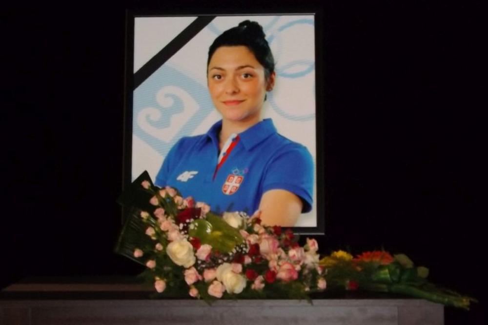 SRBIJA I BOR SE OPROSTILI OD BOBE VELIČKOVIĆ: Zbog emotivnog filma o njoj su zaplakala i najtvrđa srca!