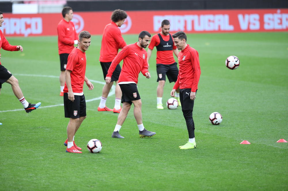 POSLE ZVEZDE MOGU DA IGRAM I NA MARSU: Na promociji u novom klubu poručio da se posle Beograda ne boji ničega!