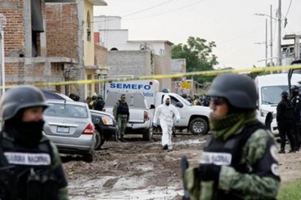 JEZIV PRIZOR NA ULICAMA MEKSIKA: U napadu bande ubijeno najmanje 13 policijaca