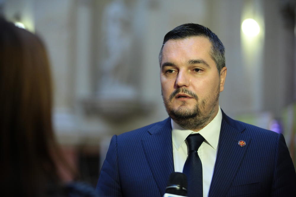 ŽIKA GOJKOVIĆ: Stop prodaji zemlje strancima