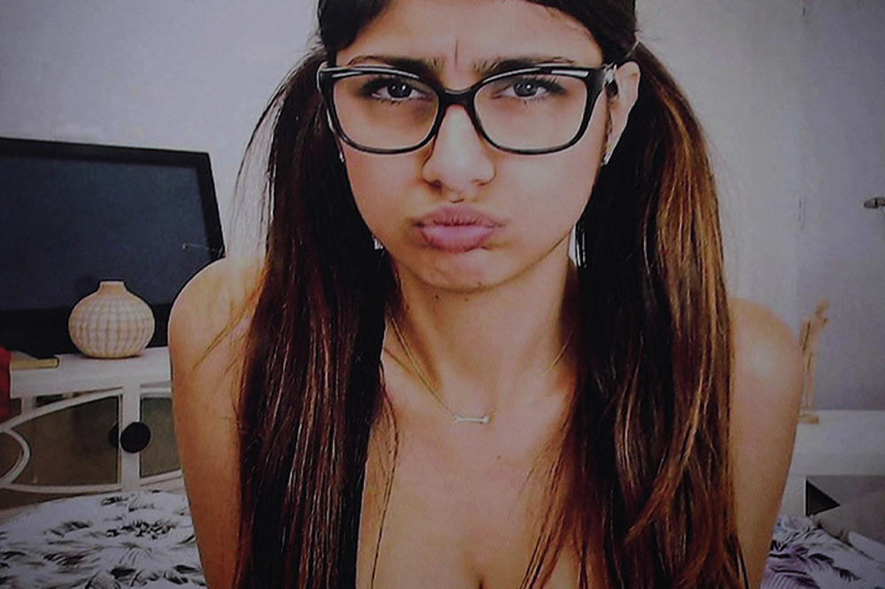 ČUVENA GLUMICA IZ FILMOVA ZA ODRASLE SKUPILA 1.5 MILIONA POTPISA PODRŠKE! Traži da je zauvek izbrišu!