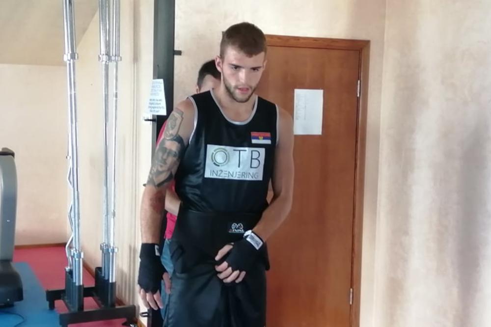 STORI JE UKLONJEN ZBOG PROMOVISANJA NASILJA ILI OPASNIH ORGANIZACIJA! Veljko ispsovao SVE REDOM zbog slike sa OCEM