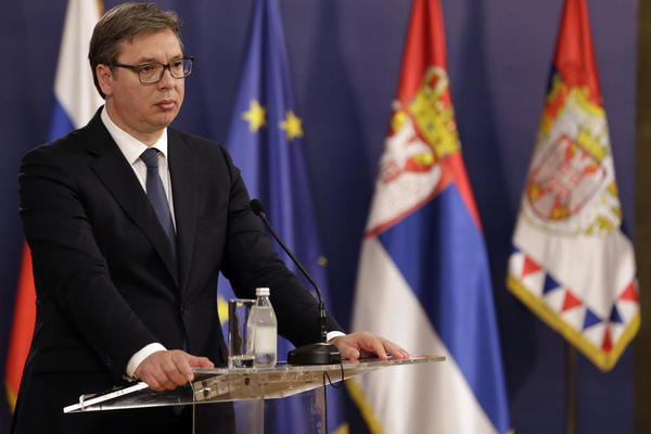VUČIĆ SE JAVNO OBRATIO NACIJI: Beograd je jako kritičan, na respiratoru imamo 120 ljudi!