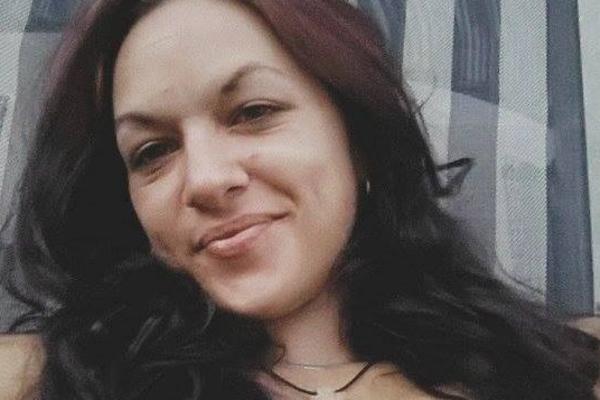 DIJANA (30) JE BILA PRVA ŽRTVA MASAKRA U ŽITIŠTU Nemanja (13) je nakon rafala smrti svog oca Siniše OSTAO BEZ MAJKE