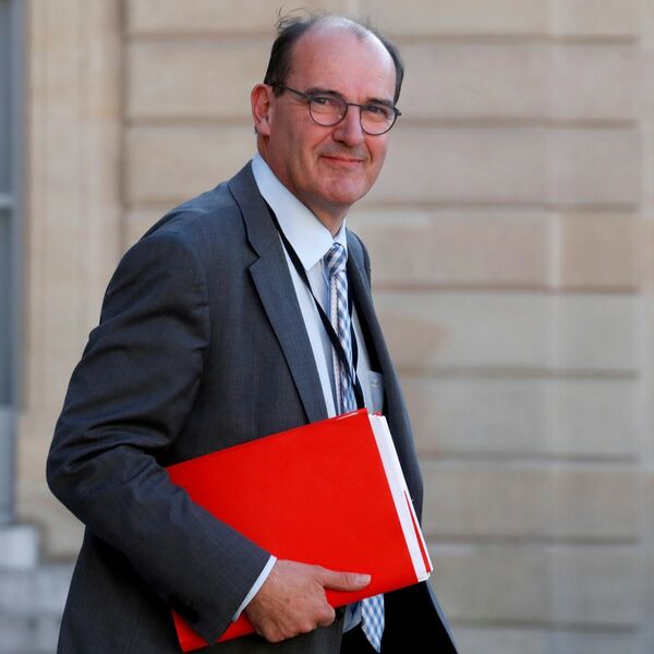 FRANCUSKI PREMIJER KASTEKS SE VAKCINISAO: Zna se i koje je CEPIVO ODABRAO! (FOTO)