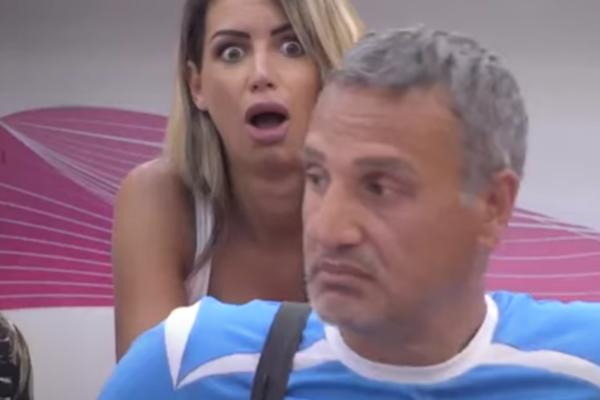 GAGI SLIKAO SVOJU G*UZU, PA JE SLAO PREKO VAJBERA! Tvrdio da je savršena i da jednu stvar mora uraditi! (VIDEO)