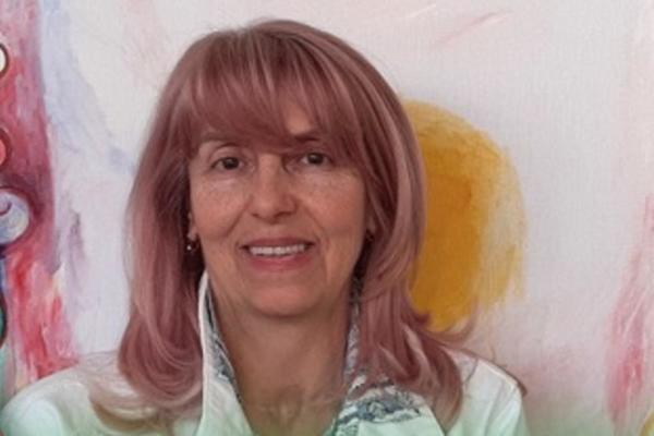 SPASIMO SVETLANI ŽIVOT: Potrebna joj je hitna transplatacija bubrega u inostranstvu, budimo ljudi