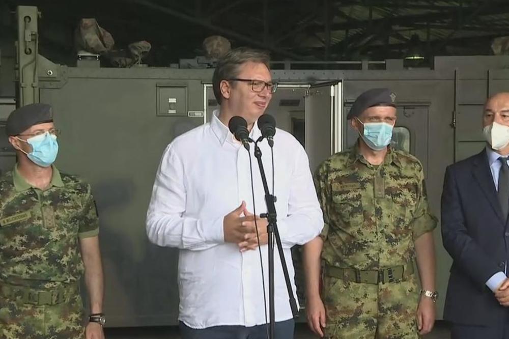 PONOS SRBIJE U BATAJNICI: Vojska je sada mnogostruko snažnija nego ranije, rekao Vučić