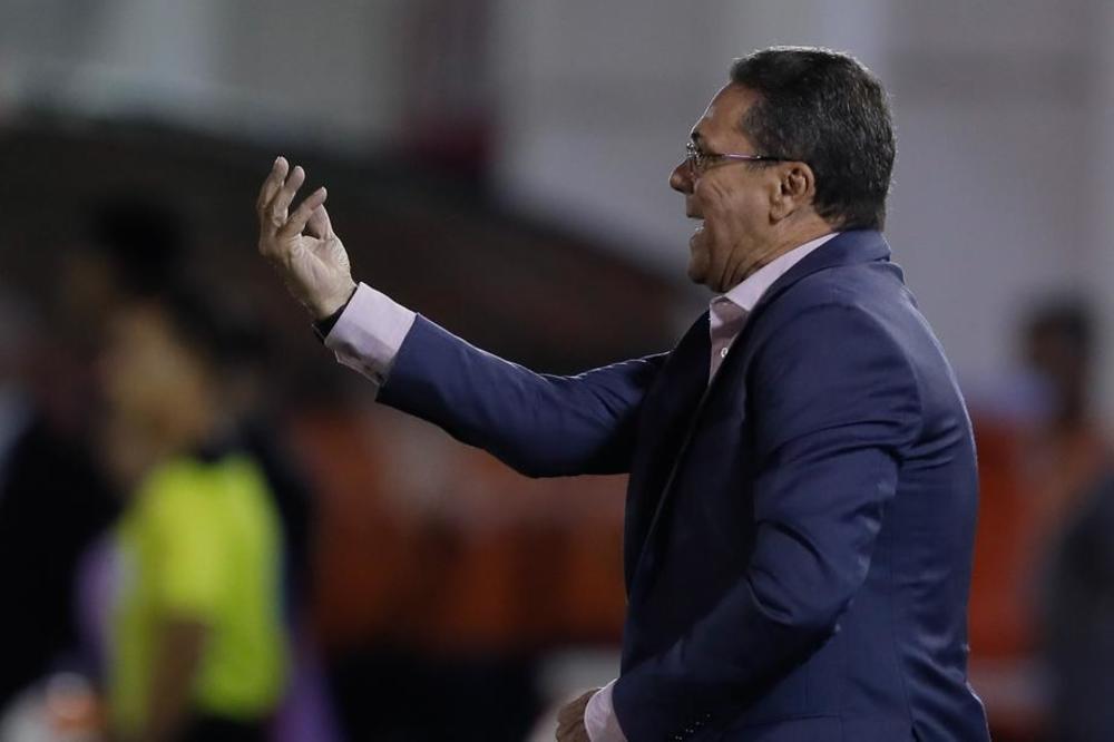 OZBILJAN PROBLEM: Bivši trener Reala dobio koronavirus posle operacije!