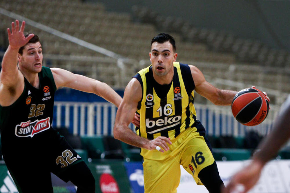 ZVEZDA U KLINČU: Italijani tvrde - evroligaški superstar stiže na Mali Kalemegdan!