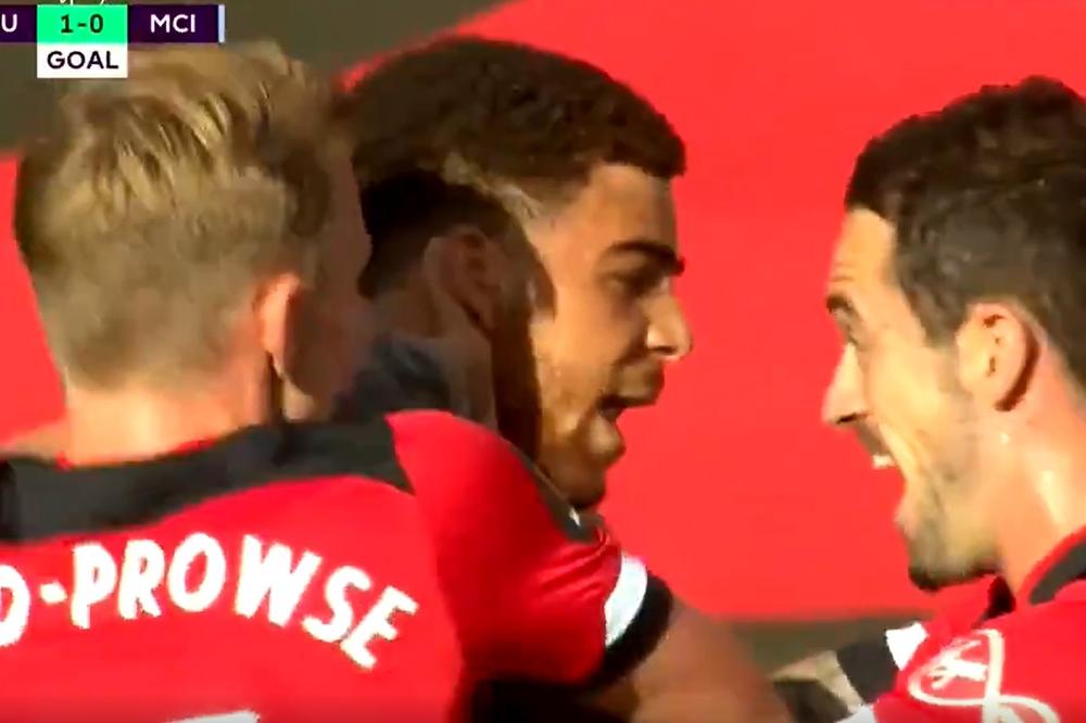 KAKAV GOL, STRAŠAN GOL: Adams ponizio Edersona i sa 40 metara postigao najlepši pogodak Premijer lige!