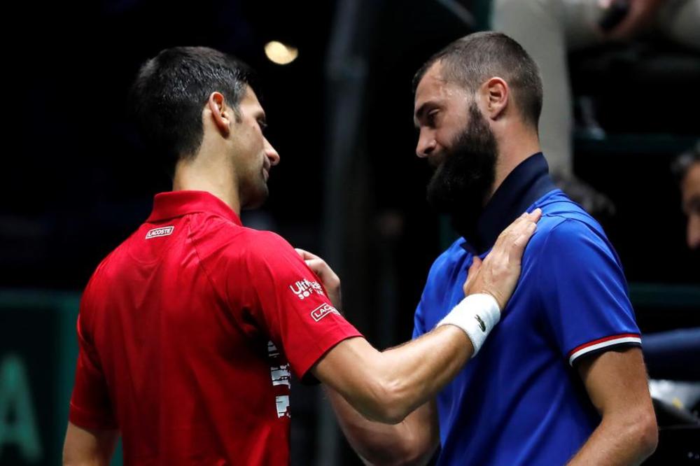 SE*S SAT VREMENA PRE MEČA, ALKOHOL, DIVLJANJE NA TERENU: Nestašni dečko "belog sporta" rekao KRAJ