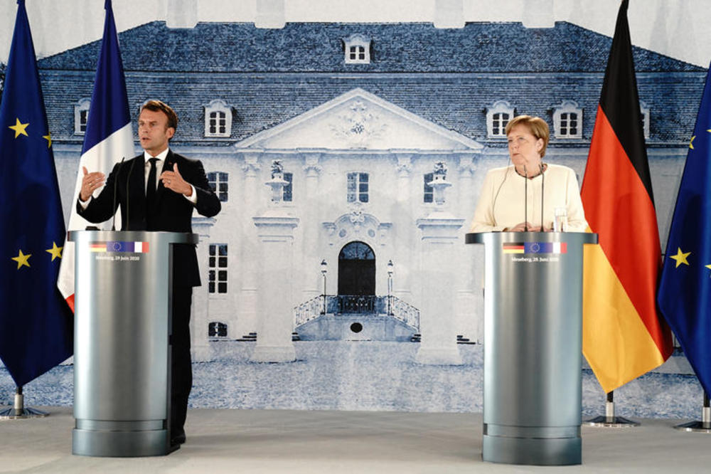 MAKRON I MERKELOVA USKORO ZAJEDNO U PARIZU: Jelisejska palata dočekuje 2 lidera
