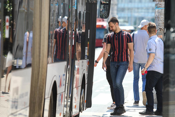 ZATVARAJU SE ULICE I MENAJU TRASE JAVNOG GRADSKOG PREVOZA! Sutra i za vikend VELIKE IZMENE u saobraćaju