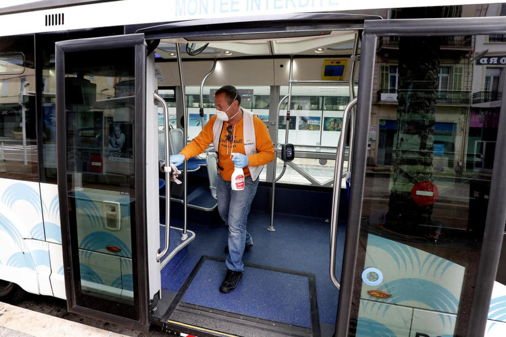 U FRANCUSKOJ PONOVO NAGLI RAST ZARAŽENIH: Evo šta ove BROJKE zapravo OTKRIVAJU!