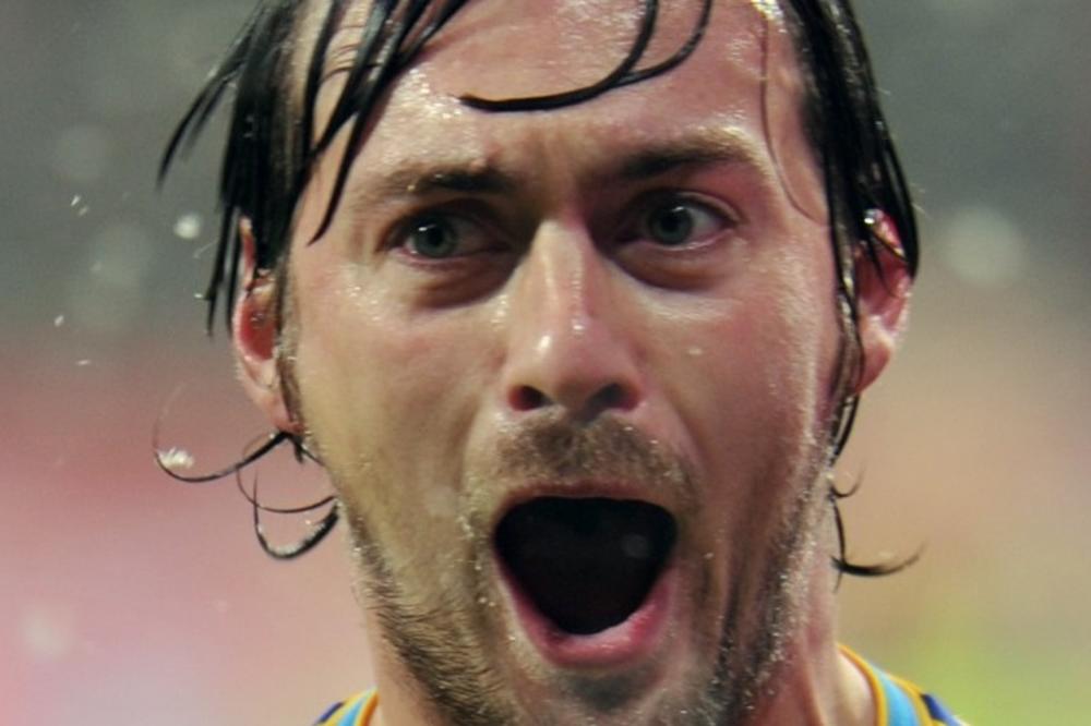 KORONA NASTAVLJA NEMILOSRDNO DA HARA: I Mile Viski zaražen!