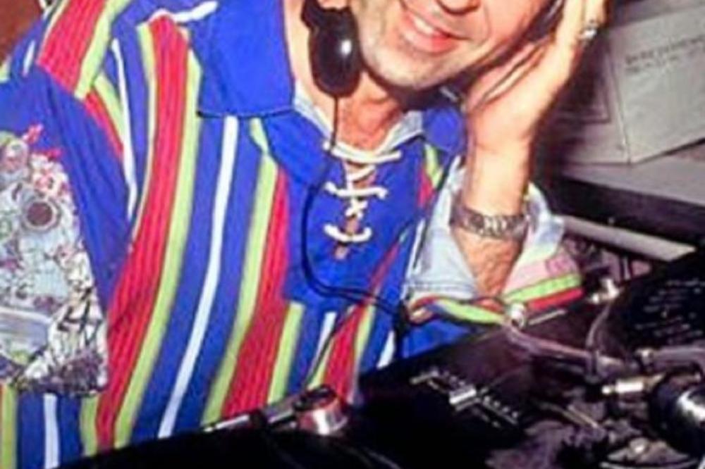 PREMINUO MUZIČAR OD POSLEDICA KORONE, REGION SE OPRAŠTA OD NJEGA! TUGA!