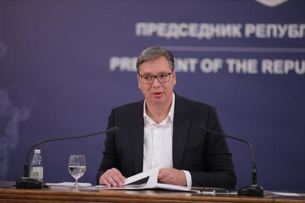 PREDSEDNIK POSLAO PORUKU: Biće pooštrene mere, ja sam za policijski čas