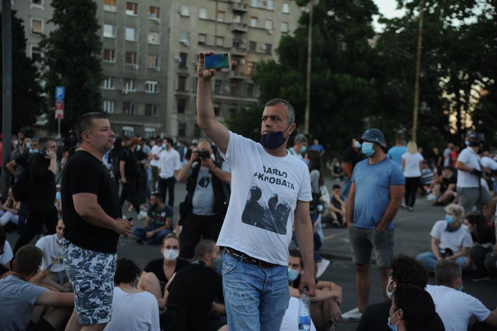 POLICJA ZAUSTAVILA SERGEJA: Trifunović napravo OZBILJAN PREKRŠAJ!