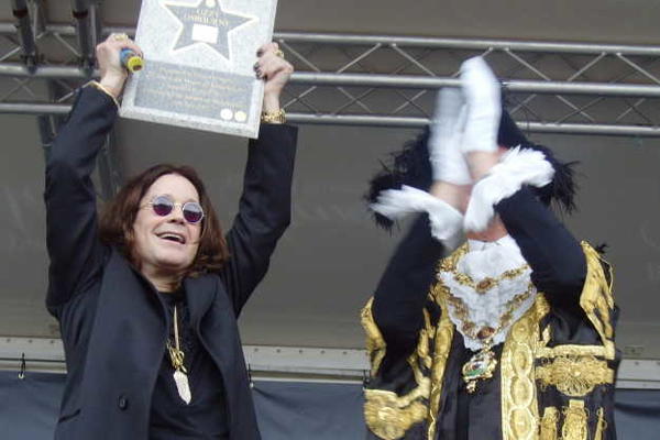 Ozi Osborn zvezda novog paranormalnog serijala