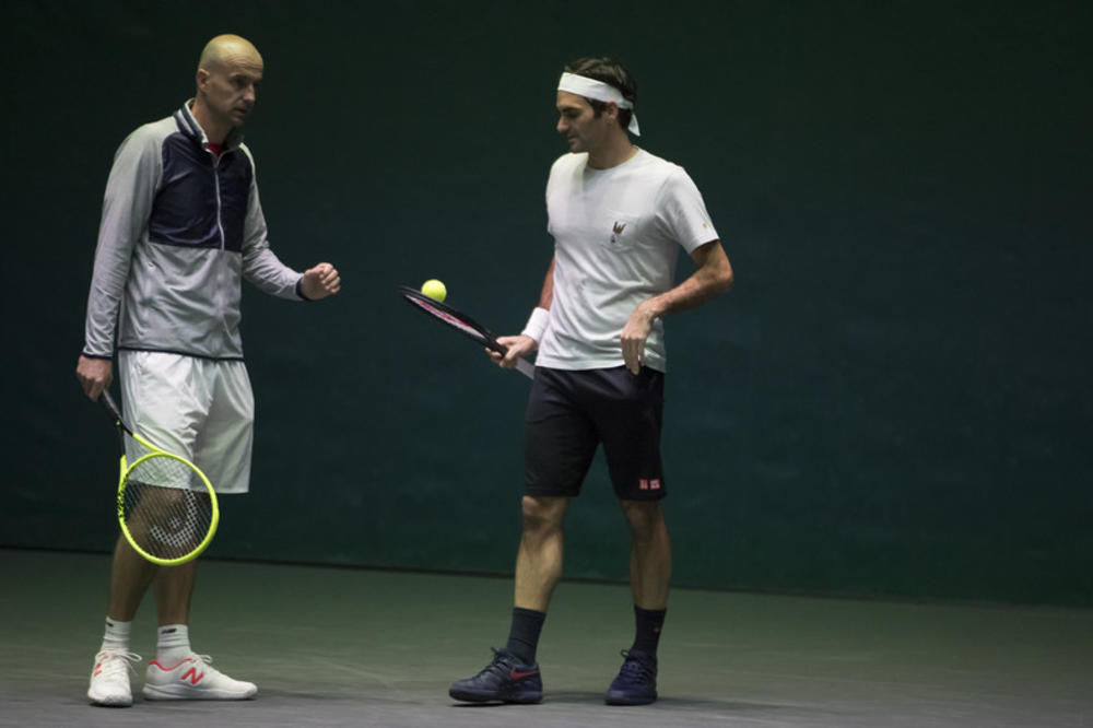 OVO NIJE NOVAKOVA PROFESIJA! "Naš posao nije socijalističkog tipa", Ljubičić se ne slaže sa Novakom!