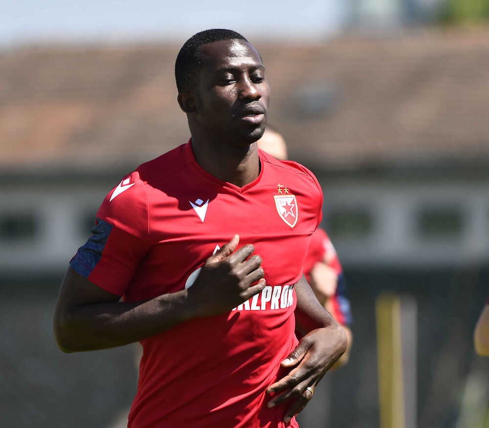 FK Crvena zvezda, Seku Sanogo