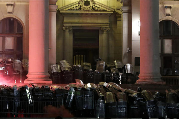 OVAJ STRANI AGENT DOBIO ZADATAK DA IZAZOVE NEREDE U BEOGRADU? Isplivala nova šokantna saznanja