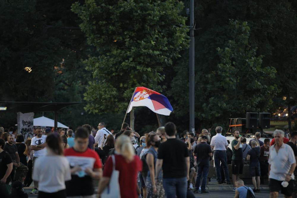 POBUNILI SE MEŠTANI SELA KOD VALJEVA: Traže hitnu obustavu istaživanja litijuma i bora
