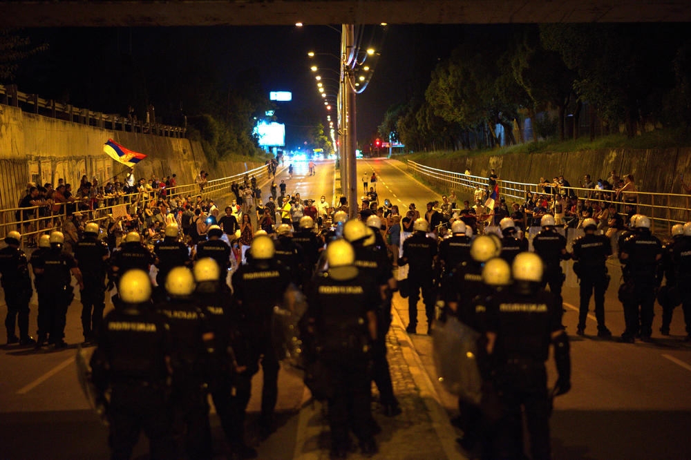ZAVRŠEN PROTEST U NIŠU: Demonstranti hteli da blokiraju auto-put, ali nisu uspeli!