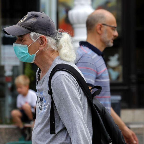 SEVERNA MAKEDONIJA: Registrovano 999 novih slučajeva, 24 osobe preminule od korona virusa