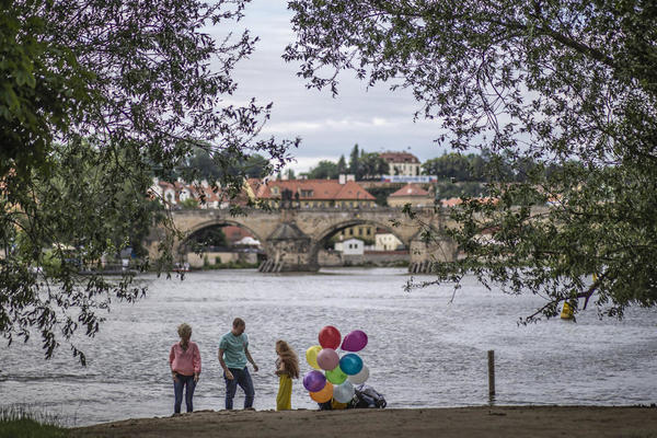 ČEŠKA DONELA VELIKE PROMENE: Žene su oduševljene, ukida se zakon koji im nije dao puno izbora!