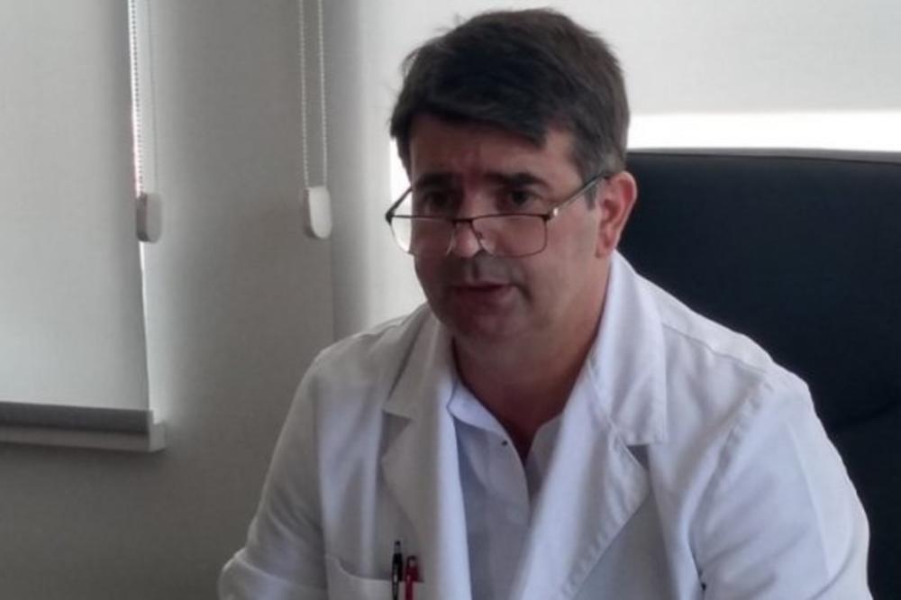 OD KORONE MU UMRLI MAJKA I UJAK Potresna sudbina dr Đerleka iz Novog Pazara: "OVO JE RATNO STANJE"