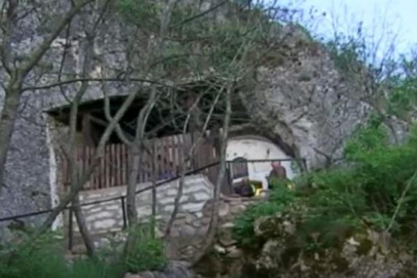 OVO JE NAJLEPŠA TAJNA SRBIJE! U pećinskoj crkvi na Staroj planini krije se freska kakve nema u svetu! (FOTO)