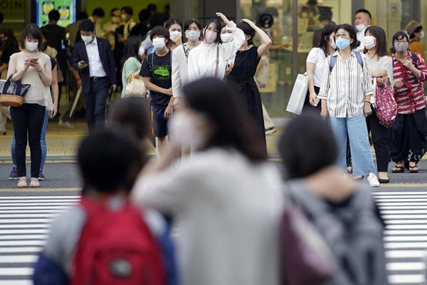 U TOKIJU OD DANAS NA SNAZI STROŽE ANTIEPIDEMIJSKE MERE: U celoj zemlji VAKCINU primilo manje od 1 odsto građana!