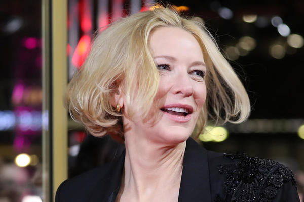 KUPILA VILU NA MORU, A KOMŠIJE POLUDELE: Glumica razbesnela narod JEDNIM POTEZOM, morala je baš OVO da uradi?