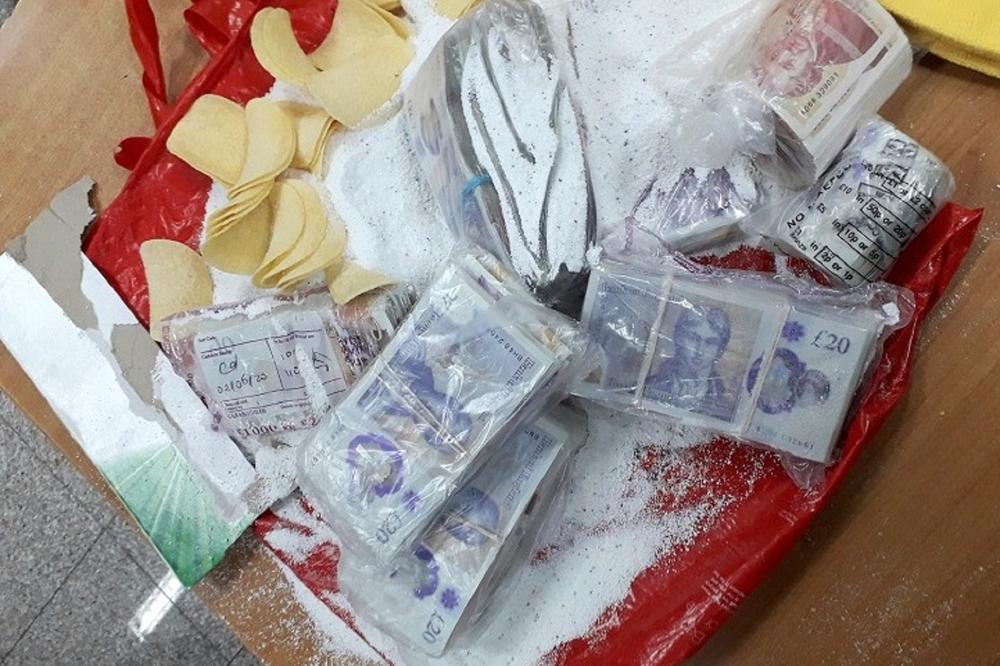 Preko 100.000 funti u vekni hleba, čipsu, prašku za pranje...