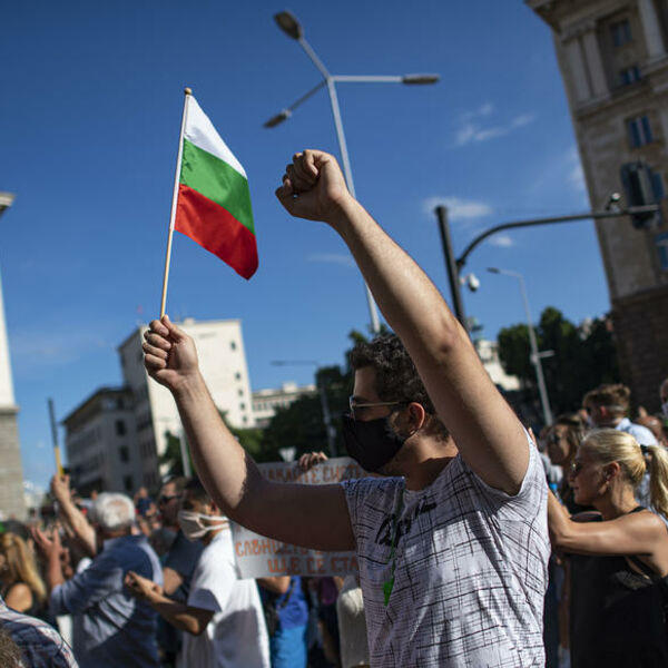 BUGARSKA U PROBLEMU! Rekordan broj novozaraženih i preminulih