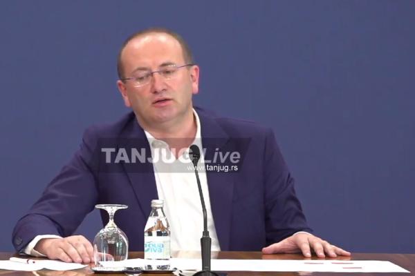 GOJKOVIĆ: Protesti verovatno doprineli rastu broja zaraženih