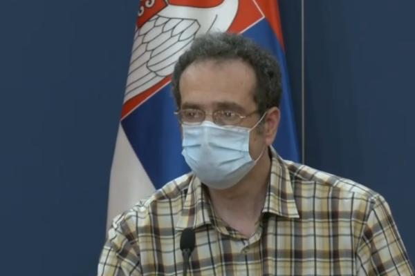 DOKTOR SRĐA JANKOVIĆ GOVORIO JE O BEZBEDNOSTI VAKCINA I TESTOVIMA NA KORONU: Cela Srbija slušala je ove reči!