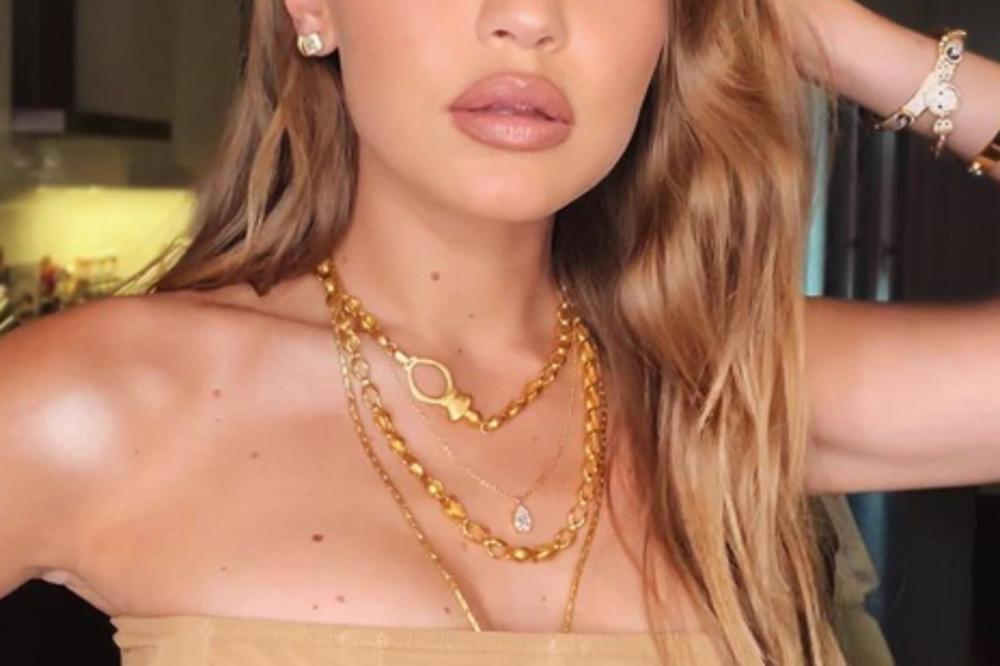 PRELEPA MANEKENKA U SEDMOM MESECU TRUDNOĆE ZAKUKALA: Za sve je kriva bolest koja je ODNELA ŽIVOTE!