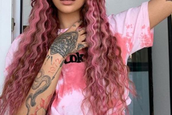 SESTRIČINA NATAŠE BEKVALAC JE OD SKORO PEVAČICA, A SADA JE IZAZVALA ŠOK SVOJIM NOVIM IZGLEDOM: Istetovirala se cela