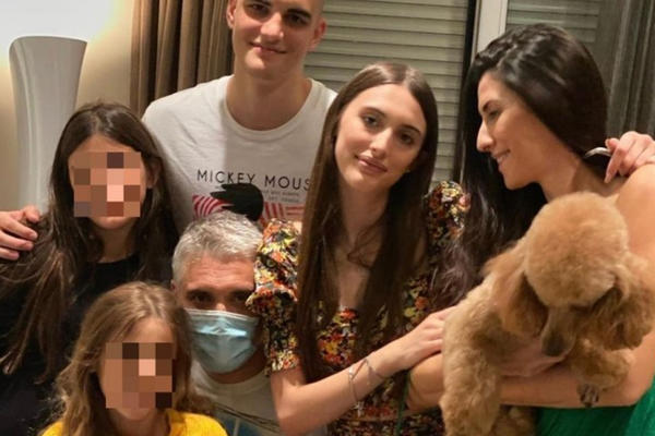 TUGA U DOMU ČEDE JOVANOVIĆA! "Počivaj u miru..." (FOTO)