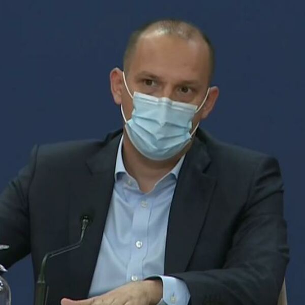 LONČAR UPOZORAVA: U 4 grada situacija se ne smiruje, selimo pacijente u Beograd, RASTE BROJ LJUDI NA RESPIRATORU