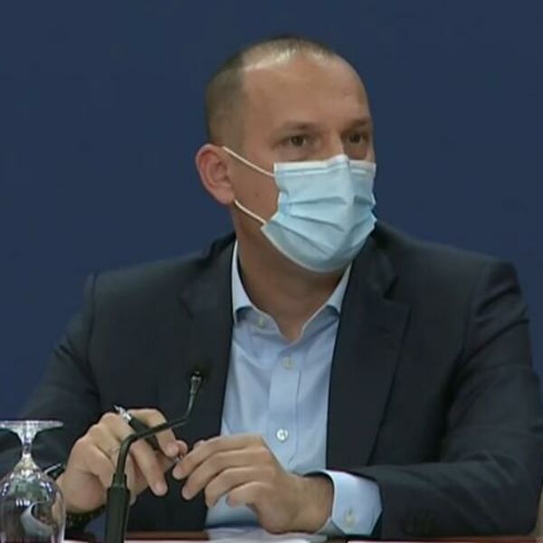 LONČAR SE HITNO OGLASIO NAKON SASTANKA SA DIREKTORIMA KOVID BOLNICA: Situacija nije dobra!