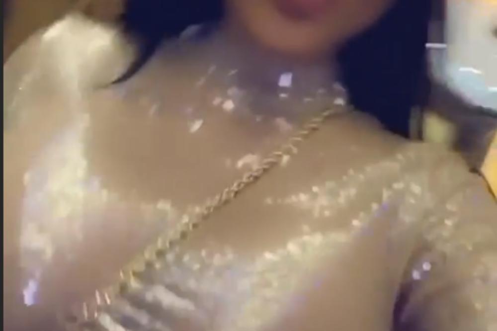 TAMARA ĐURIĆ JE UPRAVO IZGUBILA BEBU, A SADA SNIMA MEĐUNOŽJE I GOLE GRUDI: Bog je tako hteo, tvrdi starleta