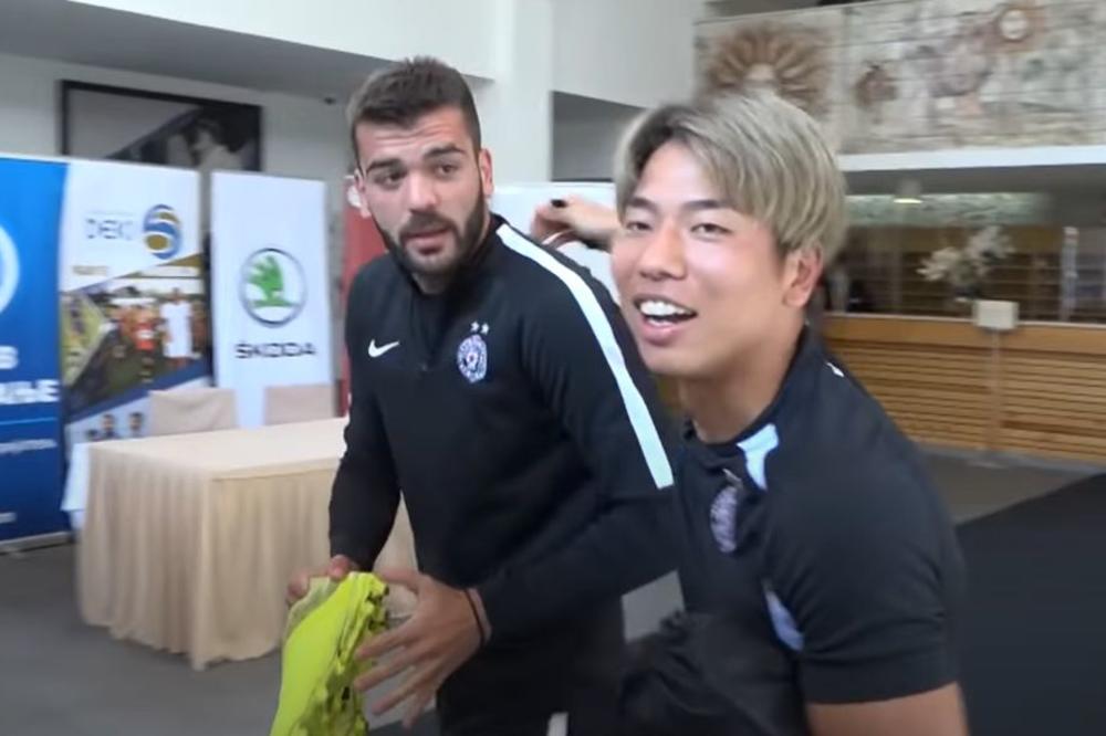 BUREK, KAŽI BUREK: Asano terao igrače Partizana da pričaju na japanskom, ali jedan je bio spreman da mu uzvrati!