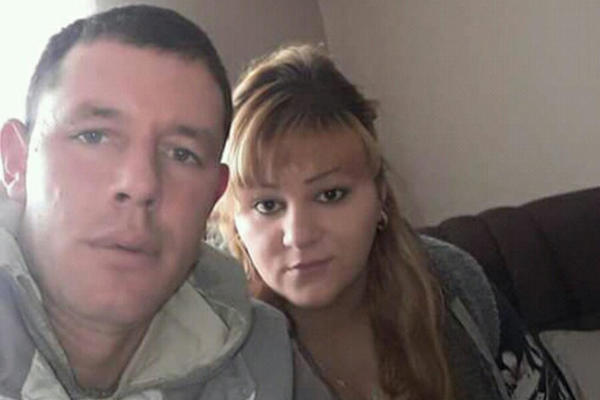 OVO SU NEUTEŠNI SAŠA I PORODILJA ALEKSANDRA KOJA JE UMRLA OD KORONE: Očajan sam, ovo bi nam bilo PRVO DETE