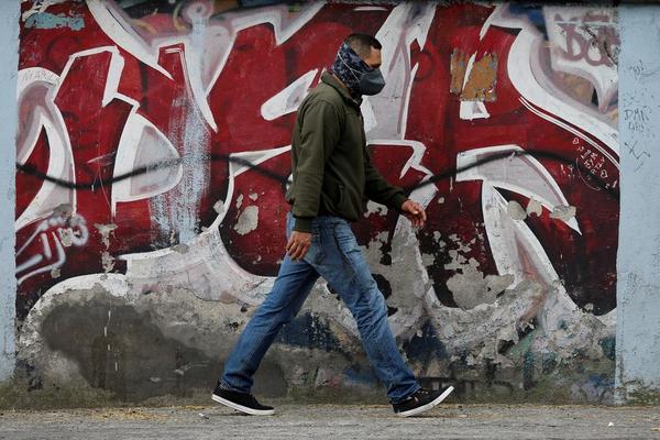 ISPOVESTI MLADIH LJUDI OBOLELIH OD KORONE UZDRMALE SVET: Ovo su JEZIVA ISKUSTVA dvadesetogodišnjaka!